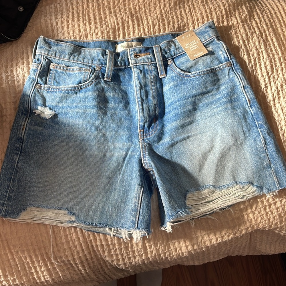 NWT Madewell Relaxed Mid Length Denim Shorts